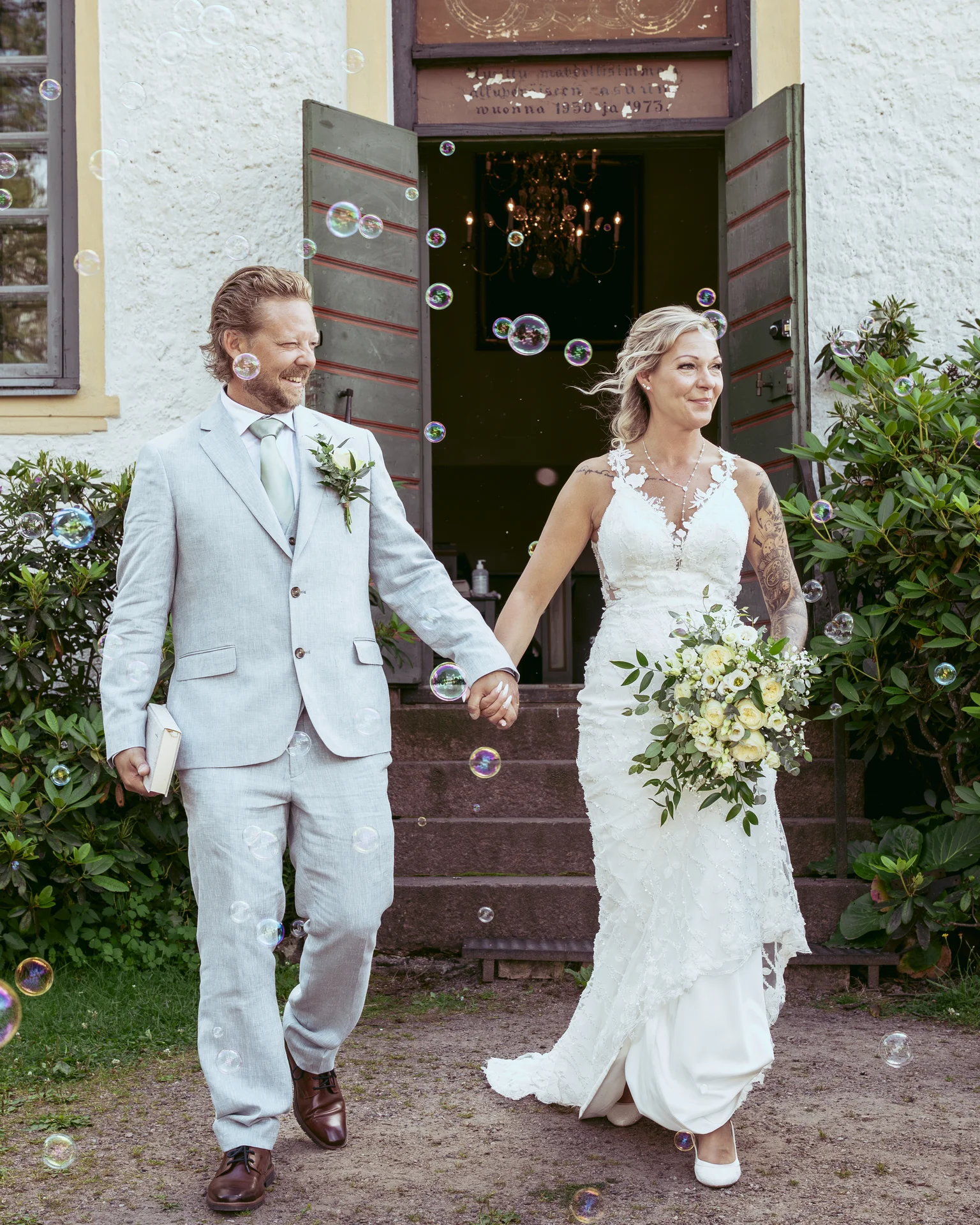 Wedding ceremony details